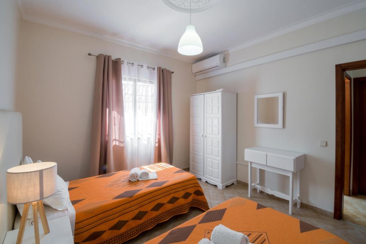 Apartamentos Pinto Quarteira Eksteriør billede